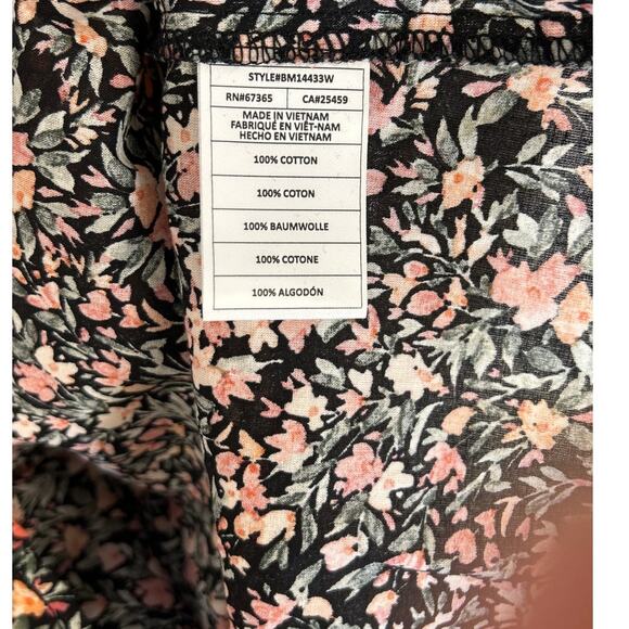 BB Dakota by Steve Madden Women's Size M Black Floral Ruffle Sleeve Blouse #0322 - Picture 9 of 13